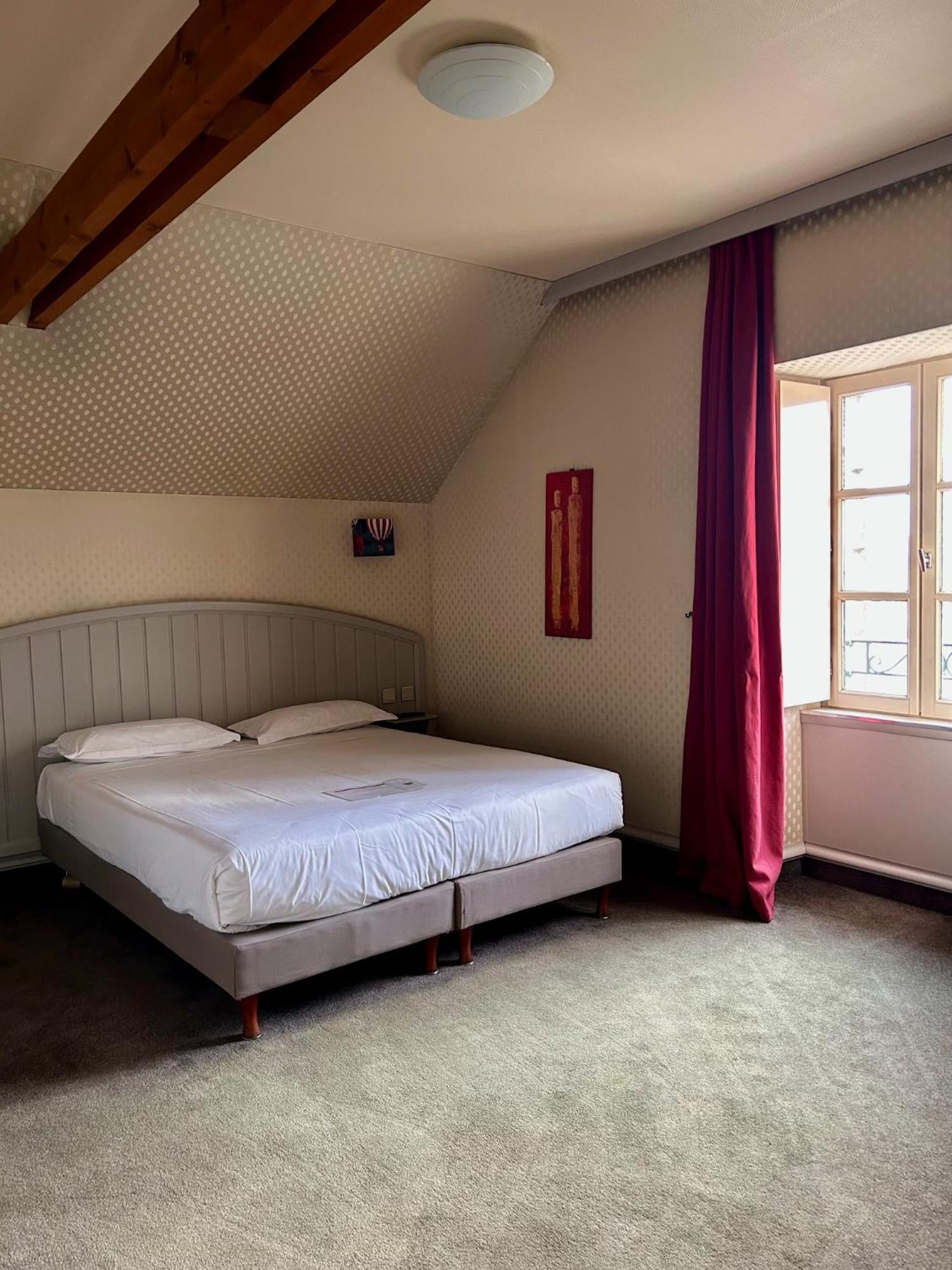 Cit'Hotel Le Challonge Dinan Zewnętrze zdjęcie