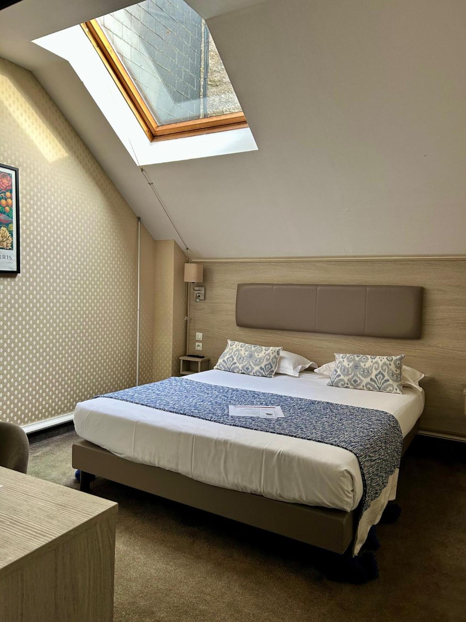 Cit'Hotel Le Challonge Dinan Zewnętrze zdjęcie